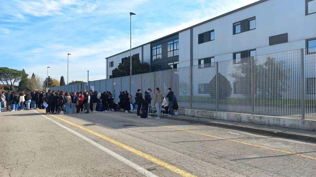 Il Marconi e il rebus delle aule: "Nuovo immobile in affitto per trovare gli spazi mancanti"