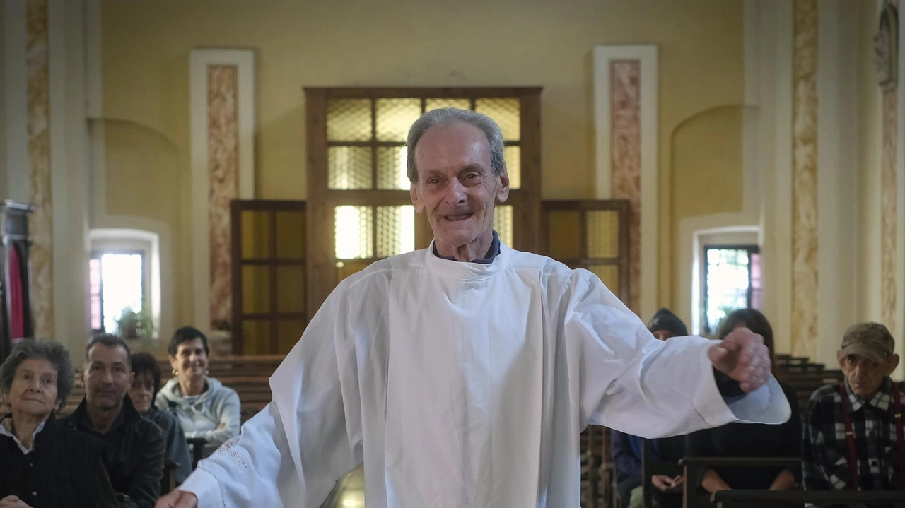 Il calendario della Casa famiglia Ruggeri Maria sostiene AmatAfrica Onlus con scatti di anziani in celebri film. Il calendario della Casa famiglia Ruggeri Maria sostiene AmatAfrica Onlus con scatti di anziani in celebri film.