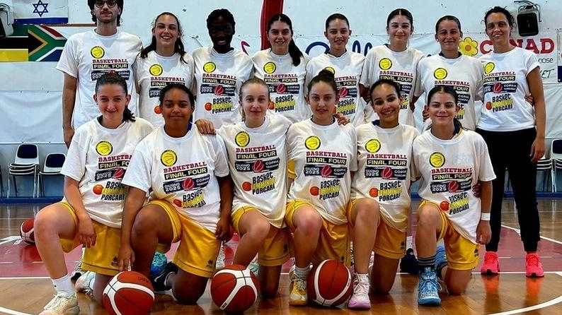 L’Under 14 del Bieffe Porcari che ha conquistato la Coppa Toscana L’Under 14 del Bieffe Porcari che ha conquistato la Coppa Toscana
