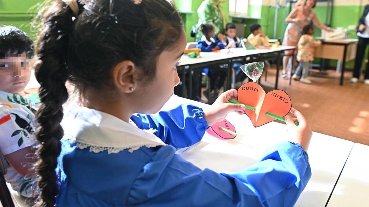 Da lunedì i bambini della scuola di Centoia troveranno un ambiente rinnovato Da lunedì i bambini della scuola di Centoia troveranno un ambiente rinnovato