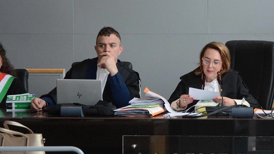 Non si placano le polemiche e le prese di posizione dopo la chiusura dell’ufficio del giudice di pace. Nella foto un’udienza penale (. foto di repertorio Non si placano le polemiche e le prese di posizione dopo la chiusura dell’ufficio del giudice di pace. Nella foto un’udienza penale (. foto di repertorio