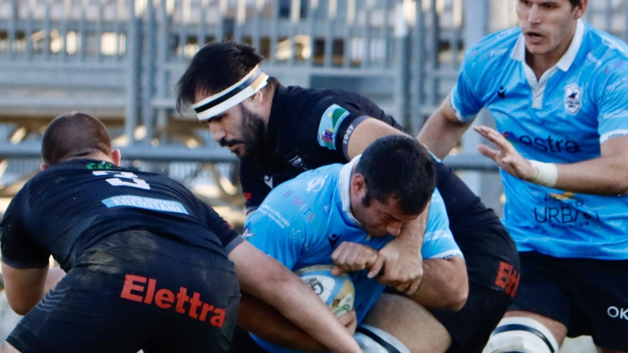 Un momento del match d’andata fra Cavalieri e Petrarca Un momento del match d’andata fra Cavalieri e Petrarca