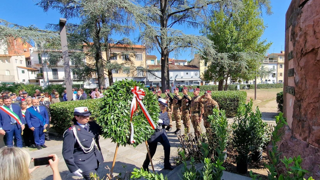 In piazza della Resistenza si svolgerà la cerimonia ufficiale al Monumento ai Caduti con la deposizione della corona