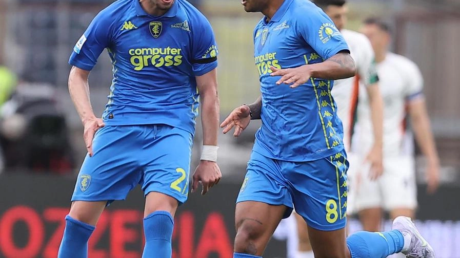 Altri passi avanti nei movimenti di mercato in uscita da Empoli: sembra delinearsi una corsa a due tra Fiorentina e... Altri passi avanti nei movimenti di mercato in uscita da Empoli: sembra delinearsi una corsa a due tra Fiorentina e...