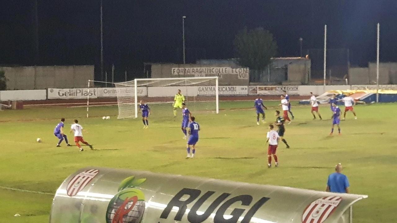 Un’immagine della partita Colligiana-Certaldo, andata in scena al Gino Manni Un’immagine della partita Colligiana-Certaldo, andata in scena al Gino Manni