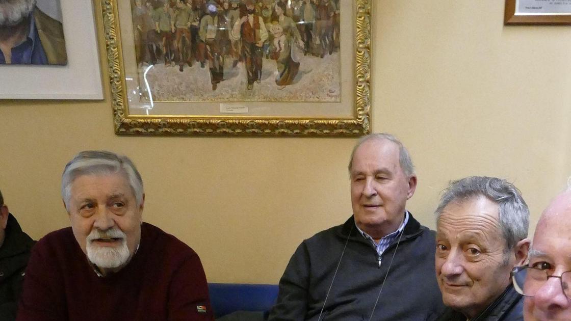 https://www.lanazione.it/image-service/view/acePublic/alias/contentid/MzNjNTE0OGQtZWQ2ZC00/0/la-mobilitazione-dem-il-sostegno-a-biagioni-e-la-chiamata-allunita-dei-grandi-vecchi-pd.jpeg?f=16:9&w=1200&h=630