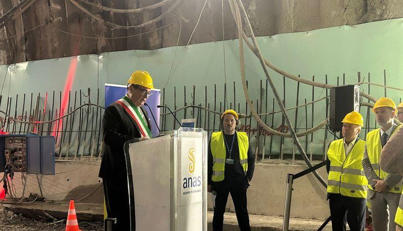 Verso la quattro corsie. Perugia Ancona va veloce. Ultimati i lavori di scavo Verso la quattro corsie. Perugia Ancona va veloce. Ultimati i lavori di scavo