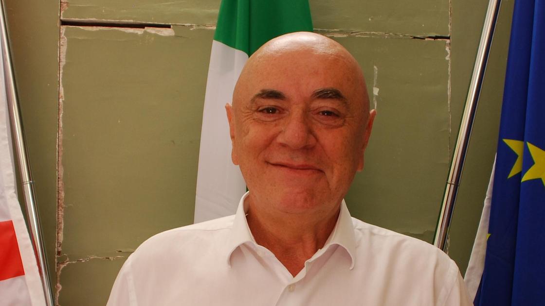 Doppio corso per la cura degli anziani Doppio corso per la cura degli anziani