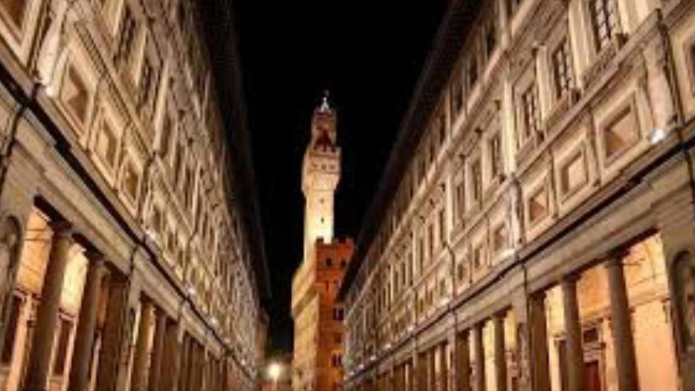 Uffizi di sera Uffizi di sera