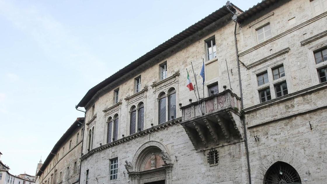 tenta di entrare in tribunale con una pistola e viene arrestato da Lanazione.it tenta di entrare in tribunale con una pistola e viene arrestato