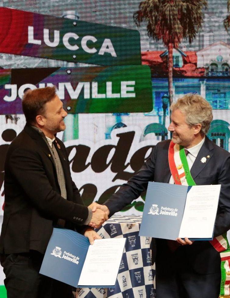 Lucca formato export. Gemellaggio con Joinville. Il Brasile è più vicino Lucca formato export. Gemellaggio con Joinville. Il Brasile è più vicino