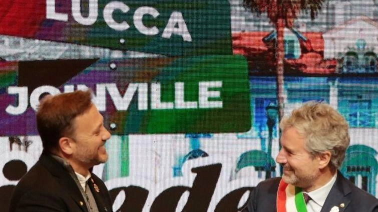Il sindaco Mario Pardini con il primo cittadino Adriano Bornschein Silva Il sindaco Mario Pardini con il primo cittadino Adriano Bornschein Silva