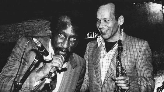A palazzo Collacchioni, a Capalbio, oggi l’inaugurazione della rassegna ’Vision Jazz’, quando la musica incontra la fotografia