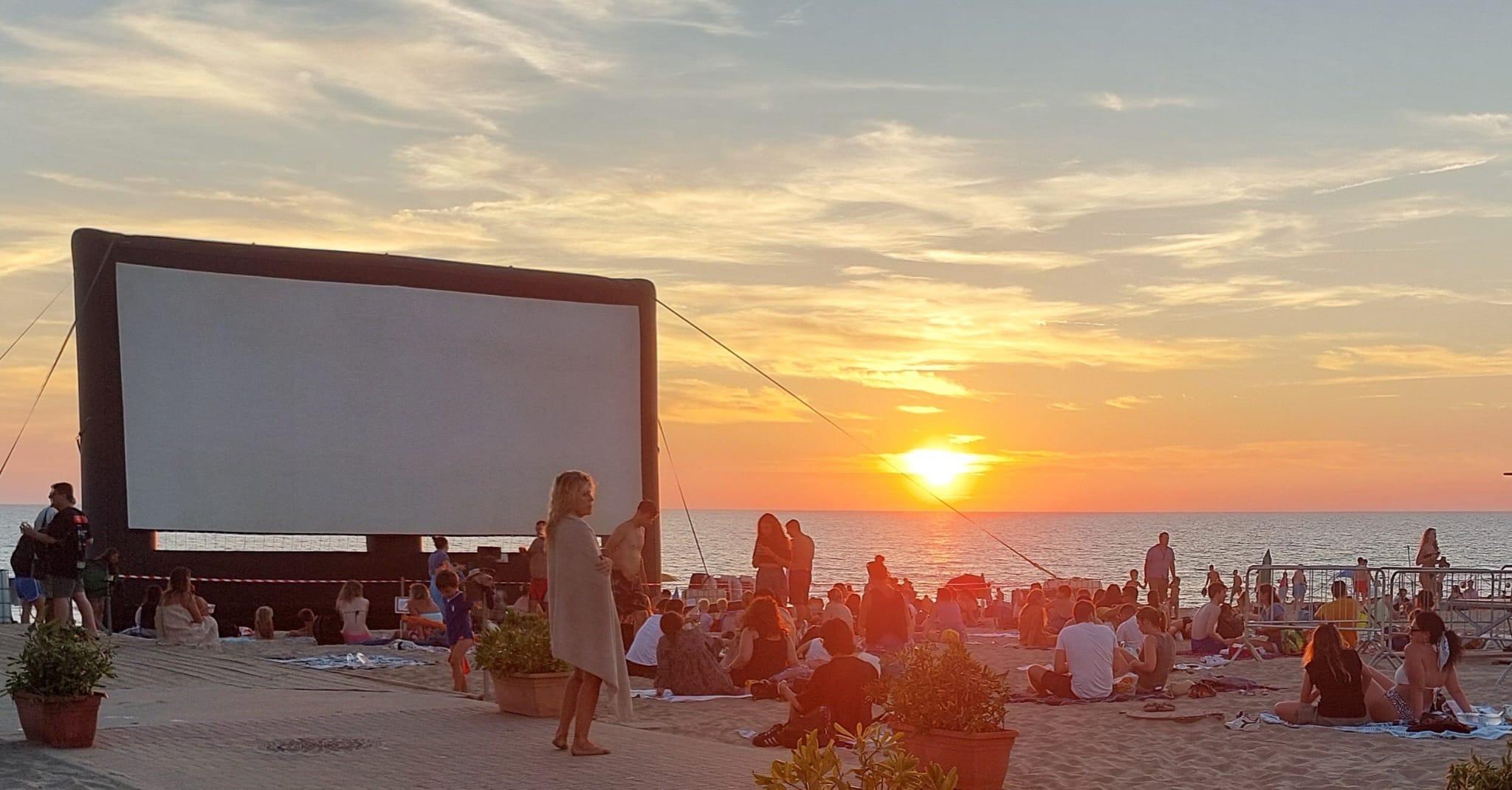 tirrenia cinema sotto le stelle al bagno degli americani