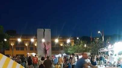 Sarà "gialla" questa notte a Quarrata, per la manifestazione estiva che riempirà dalle 18 fino alla mezzanotte le strade del... Sarà "gialla" questa notte a Quarrata, per la manifestazione estiva che riempirà dalle 18 fino alla mezzanotte le strade del...