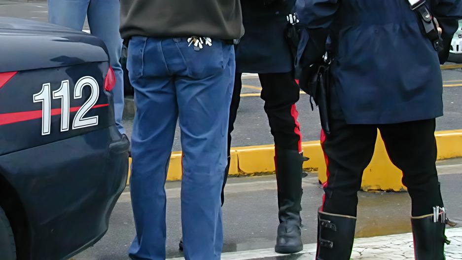 https://www.lanazione.it/image-service/view/acePublic/alias/contentid/MzRiODViZTktM2E4Yi00/0/maxi-spesa-gratis-arrestati-nei-guai-una-coppia-sorpresa-con-900-euro-di-merce-rubata.jpeg?f=16:9&w=1200&h=630