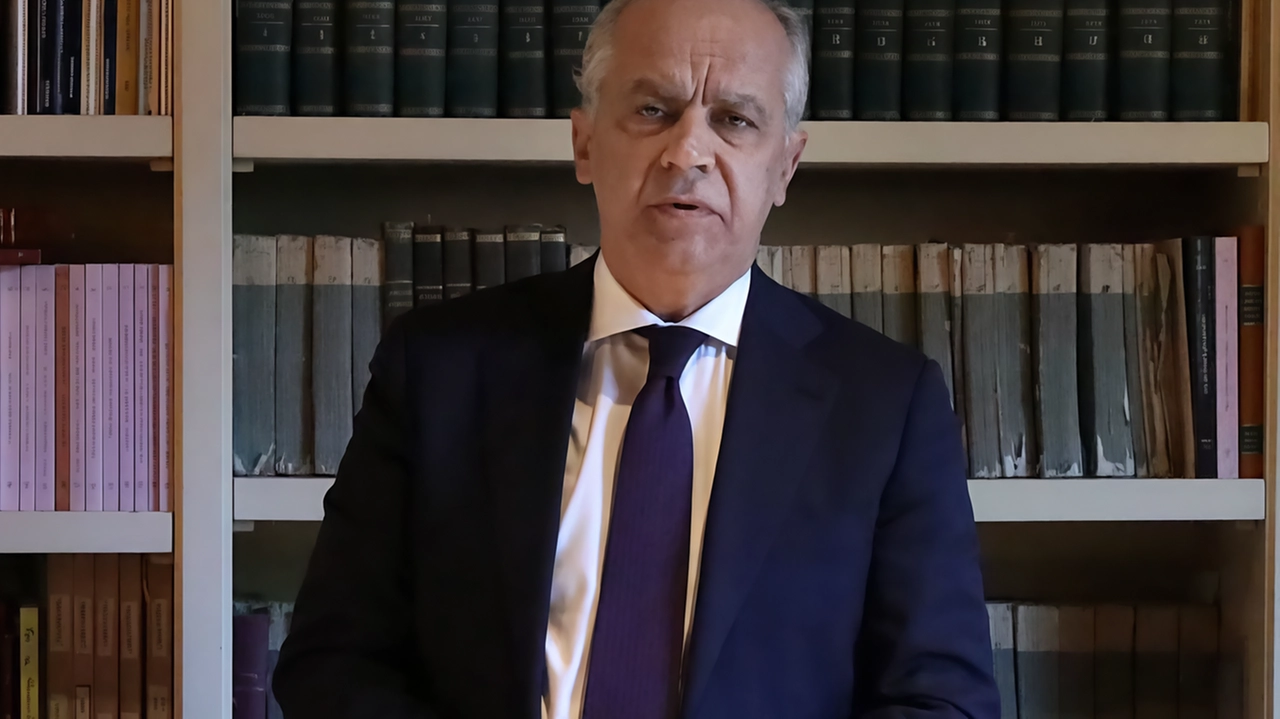 Il ministro. Matteo Piantedosi Il ministro. Matteo Piantedosi