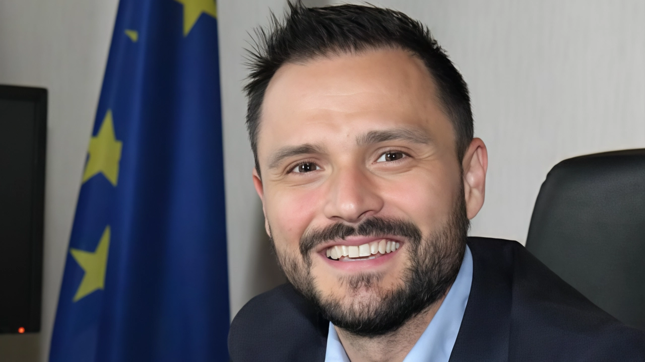 Luca Baroncini, segretario Lega Toscana . La segrtearia regionale del Carroccio ha espresso la solidarietà a Casucci dopo l’attacco dei meoniani Luca Baroncini, segretario Lega Toscana . La segrtearia regionale del Carroccio ha espresso la solidarietà a Casucci dopo l’attacco dei meoniani