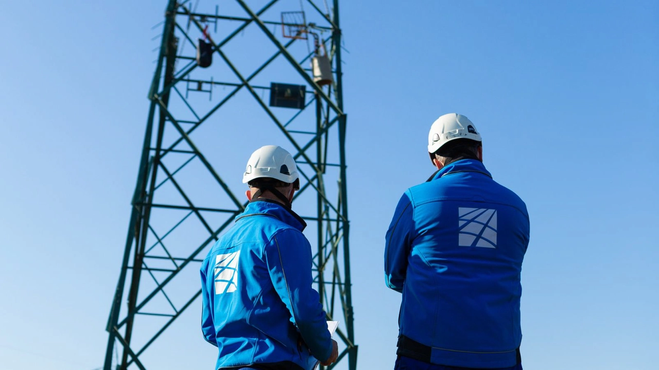 Energia elettrica sempre più cara Energia elettrica sempre più cara