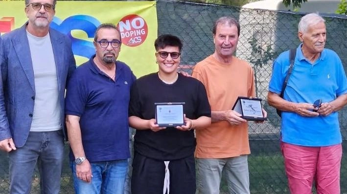 I nostri campioni L’iniziativa è stata promossa dall’associazione “La Palma“. Benedetti, Ceccotti e Battistini sotto i riflettori. Tre castagnolesi che hanno lasciato un’impronta