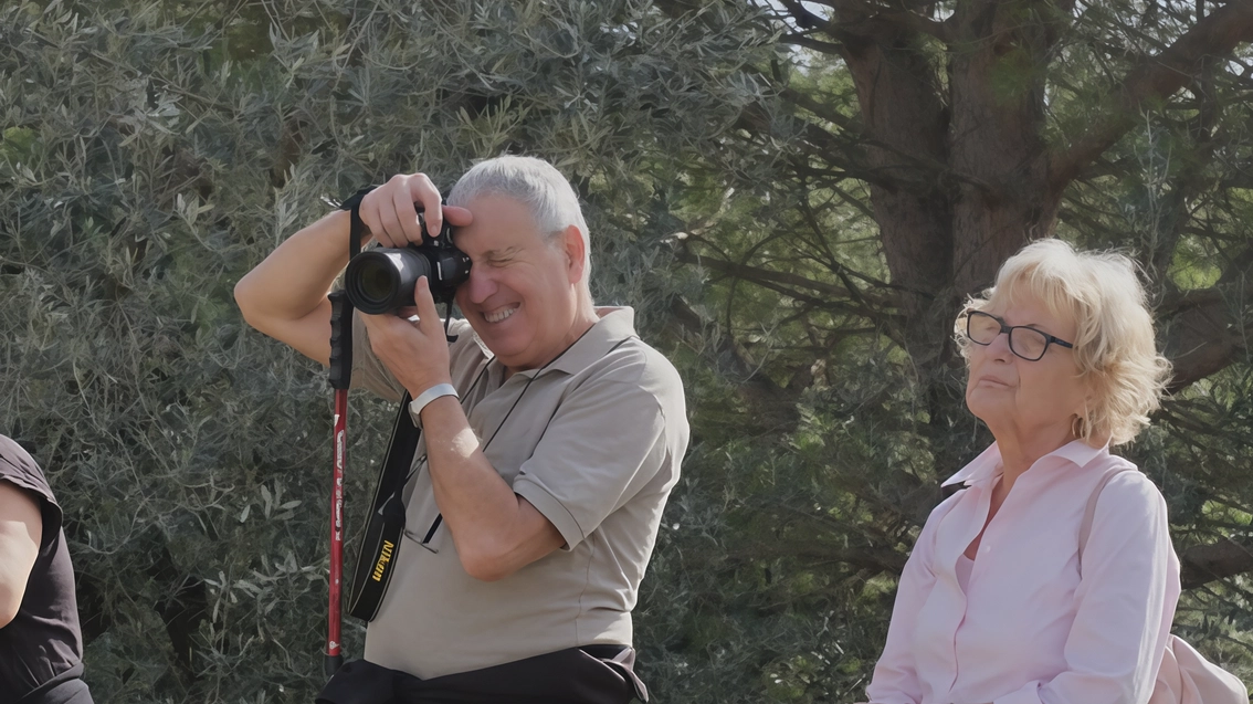 Sommario: A Vinci, per la ventesima giornata nazionale del trekking urbano, l'iniziativa "Natura ad Arte" propone un percorso fotografico per catturare e unire i paesaggi urbani e naturali, con finale conviviale. Sommario: A Vinci, per la ventesima giornata nazionale del trekking urbano, l'iniziativa "Natura ad Arte" propone un percorso fotografico per catturare e unire i paesaggi urbani e naturali, con finale conviviale.