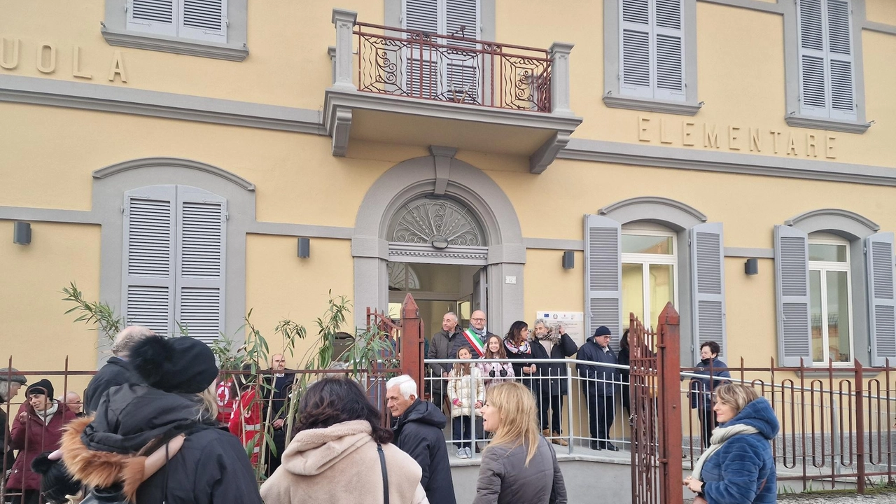 L’inaugurazione della struttura che offre servizi dedicati a minori, con attività ludico-sportive e di doposcuola, anziani e famiglie L’inaugurazione della struttura che offre servizi dedicati a minori, con attività ludico-sportive e di doposcuola, anziani e famiglie