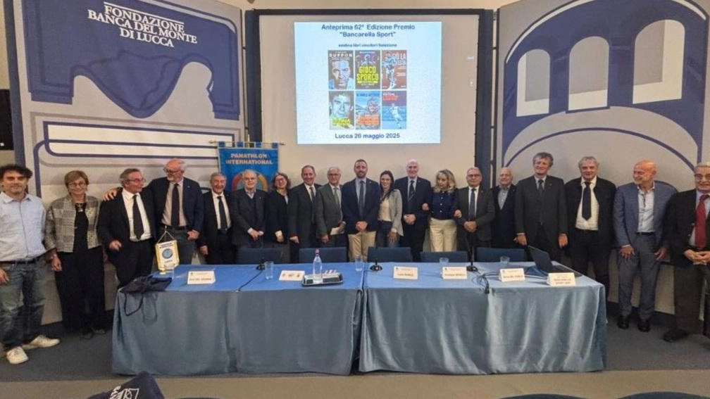 Il vincitore assoluto verrà proclamato a Pontremoli il prossimo 19 luglio. Tanto pubblico per la prestigiosa anteprima al Palazzo delle Esposizioni. Il vincitore assoluto verrà proclamato a Pontremoli il prossimo 19 luglio. Tanto pubblico per la prestigiosa anteprima al Palazzo delle Esposizioni.