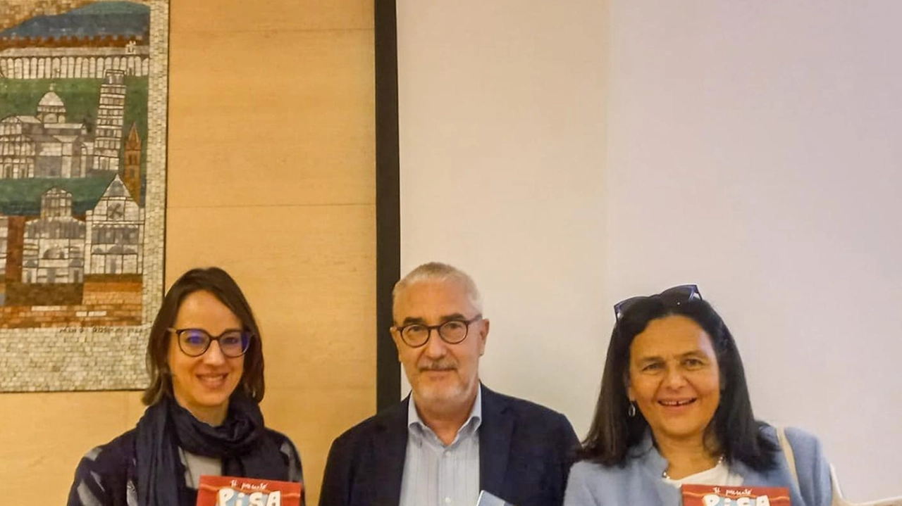 L’anteprima del volume (Pacini Editore) ieri a Palazzo Blu con gli alunni della scuola "Zerboglio" L’anteprima del volume (Pacini Editore) ieri a Palazzo Blu con gli alunni della scuola "Zerboglio"
