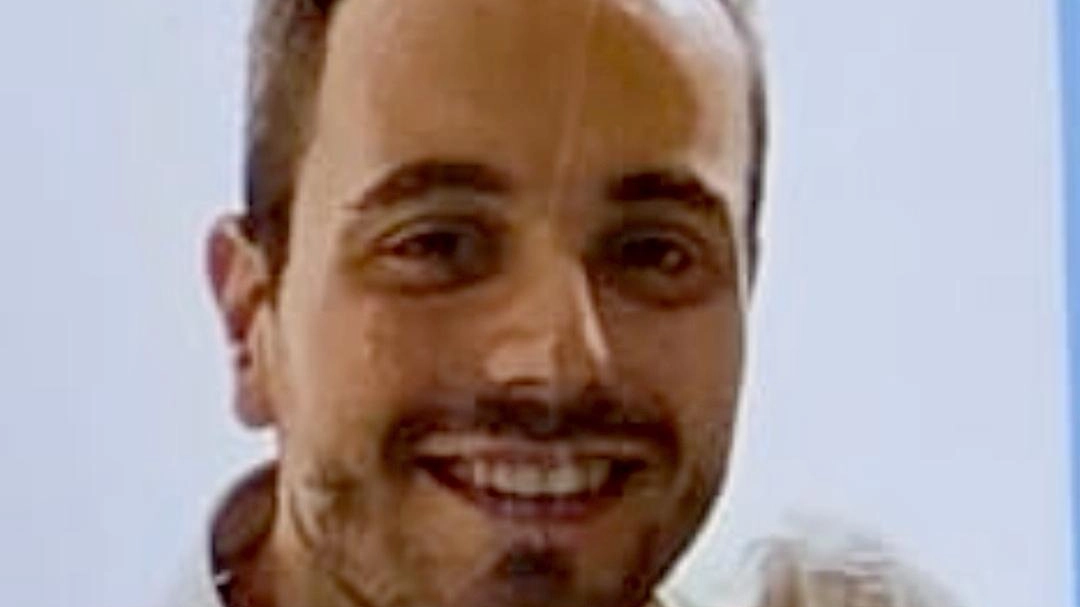 In memoria del giovane dottore scomparso in un incidente stradale. La somma sarà devoluta ad Airc, Admo e Comitato Daniele Chianelli.
