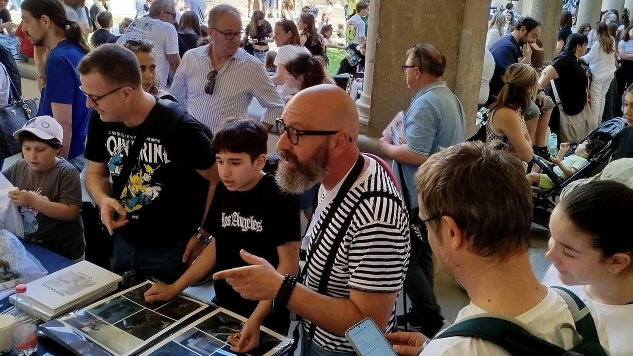 Già dall’inaugurazione, c’è stata partecipazione di famiglie, appassionati e curiosi. Tra le iniziative più apprezzate i workshop, l’incontro con gli artisti e il concerto di Ghali. .