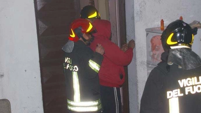 Sono subito intervenuti i vigili del fuoco Sono subito intervenuti i vigili del fuoco