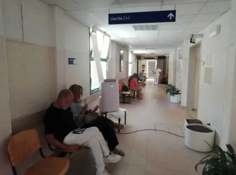 Ospedale Santa Chiara, radioterapia “è rovente”. Blitz nel reparto: “Disagi, ritardi e malori”