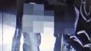 Un’immagine dal video registrato dalla telecamera interna al circolo Un’immagine dal video registrato dalla telecamera interna al circolo
