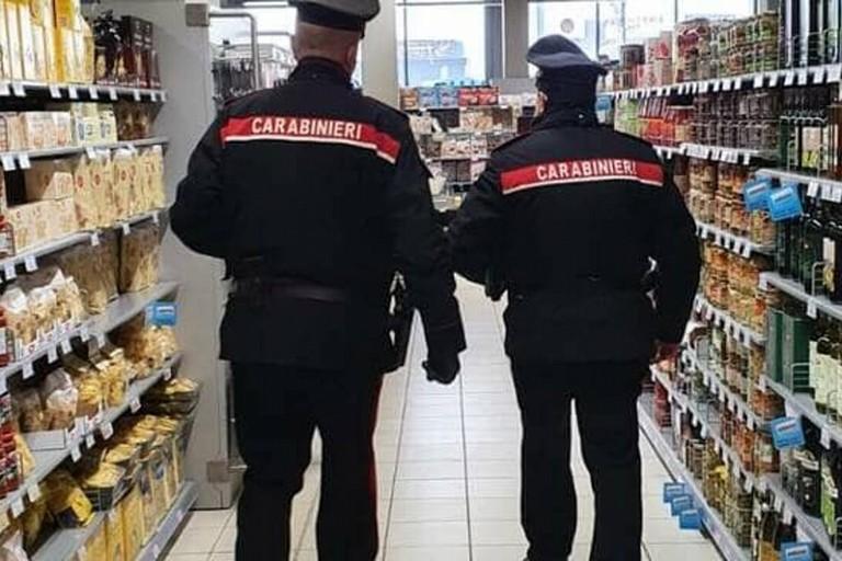 ruba al supermercato poi spintona più volte il vigilante 23enne arrestato da Lanazione.it ruba al supermercato poi spintona più volte il vigilante 23enne arrestato