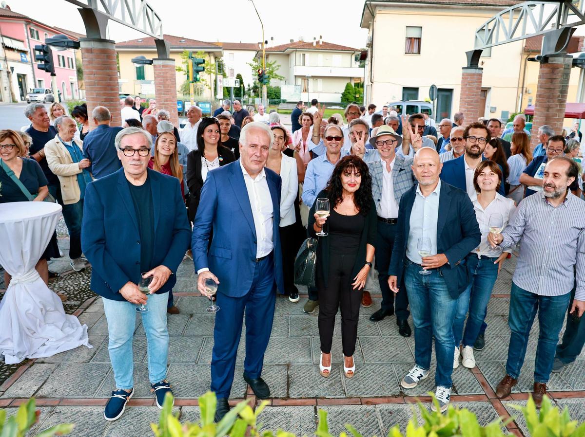 qui mi sono formato in tanti per eugenio giani al comitato elettorale
