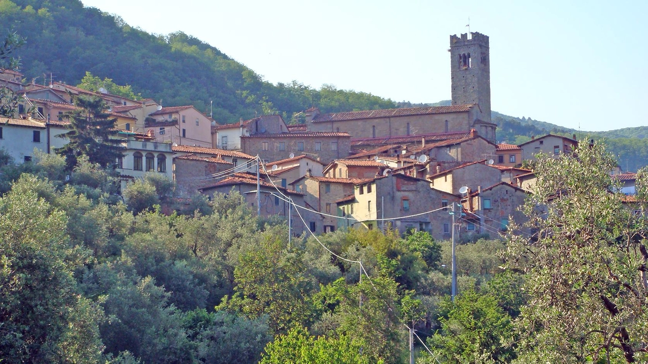 Il progetto propone un viaggio nella storia e nella bellezza per incentivare la mobilità sostenibile. Il progetto propone un viaggio nella storia e nella bellezza per incentivare la mobilità sostenibile.