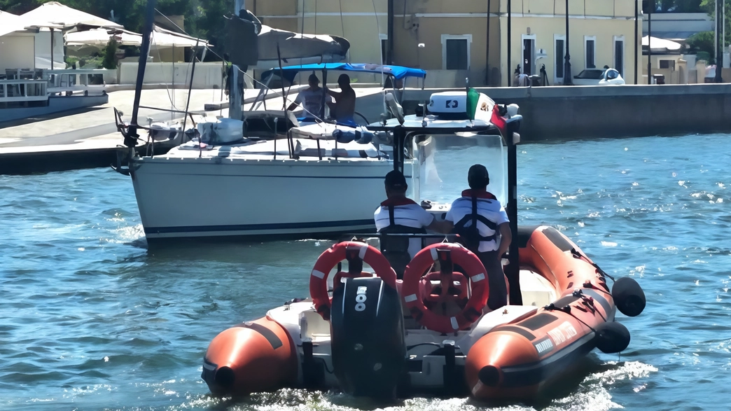 Trovato morto nel mare di Punta Ala (Grosseto) un turista, 77enne di origini francesi, residente a Firenze. È successo ieri... Trovato morto nel mare di Punta Ala (Grosseto) un turista, 77enne di origini francesi, residente a Firenze. È successo ieri...