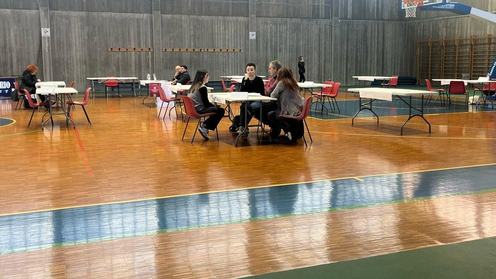 Una decina soltanto le persone che ieri si sono presentate ai colloqui con le aziende che stanno selezionando personale Una decina soltanto le persone che ieri si sono presentate ai colloqui con le aziende che stanno selezionando personale