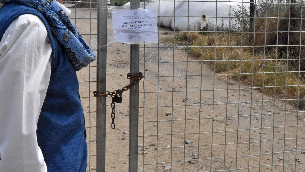 Il sequestro disposto dal gip del tribunale ed eseguito martedì (Foto Aprili) Il sequestro disposto dal gip del tribunale ed eseguito martedì (Foto Aprili)