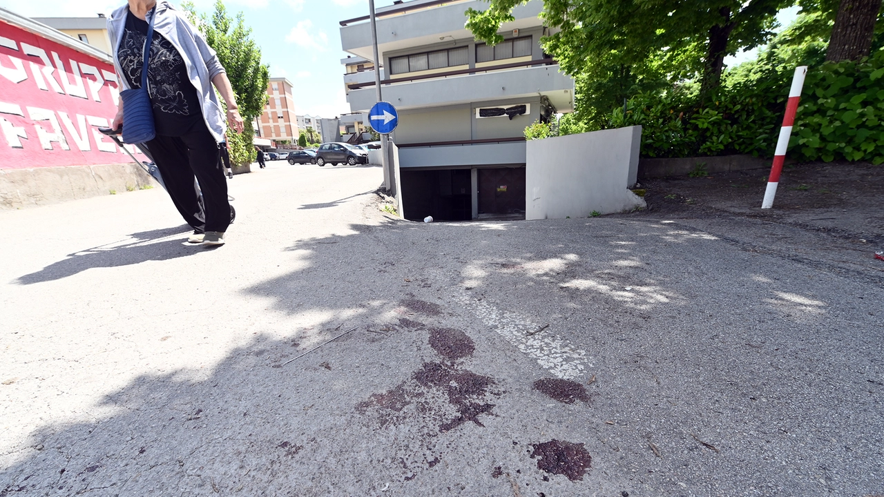 Orrore a San Sisto, accoltellato e ridotto quasi in fin di vita: quattro fermati