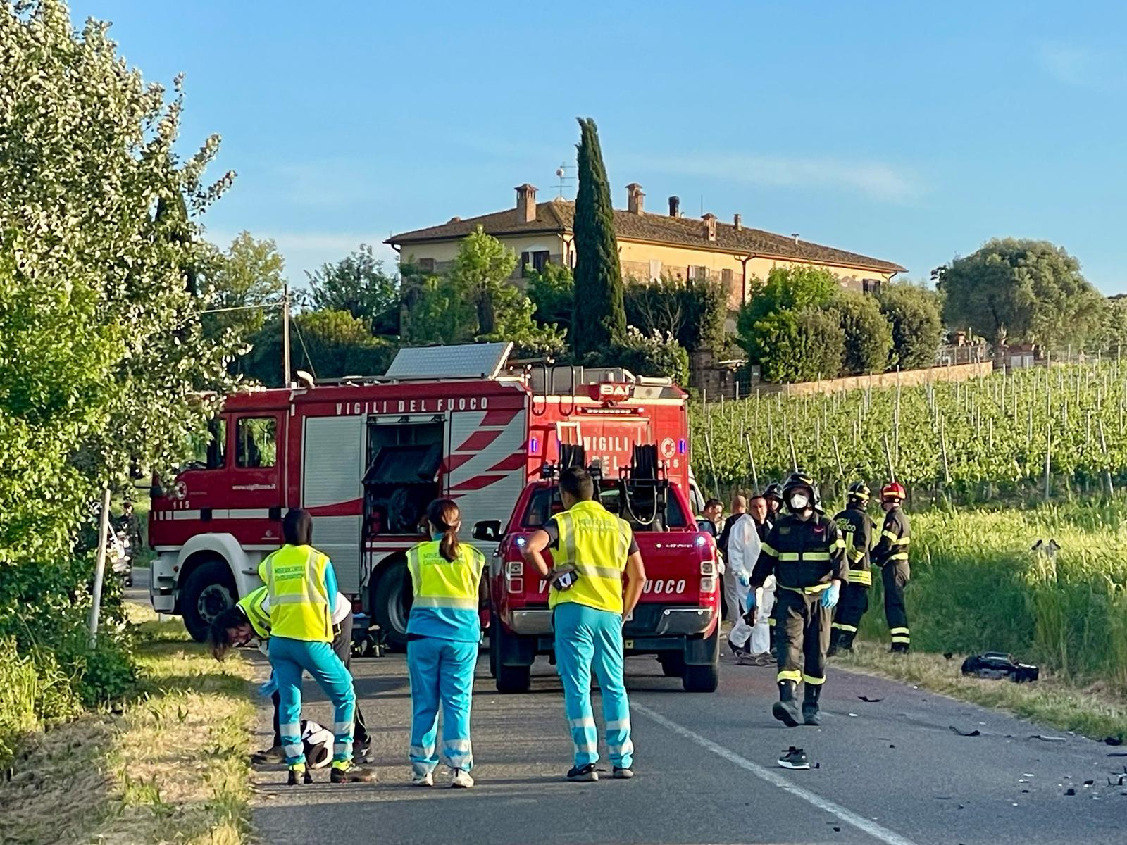 Incidente, muore un motociclista nello scontro con un’auto Incidente, muore un motociclista nello scontro con un’auto
