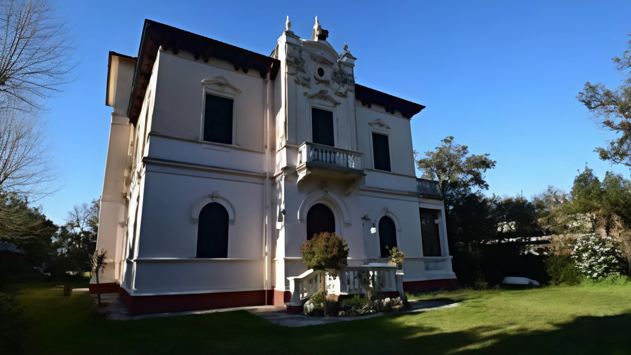 Villa Enrica a Torre del Lago e Leonardo Ciancarella della Leonardo Real Estate Villa Enrica a Torre del Lago e Leonardo Ciancarella della Leonardo Real Estate