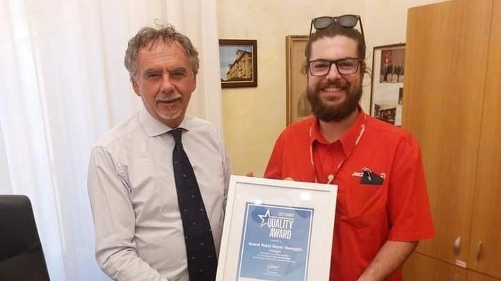Un prestigioso riconoscimento, il Premio Quality Award, quello assegnato al Grand Hotel Royal, per la qualità dei servizi offerti... Un prestigioso riconoscimento, il Premio Quality Award, quello assegnato al Grand Hotel Royal, per la qualità dei servizi offerti...