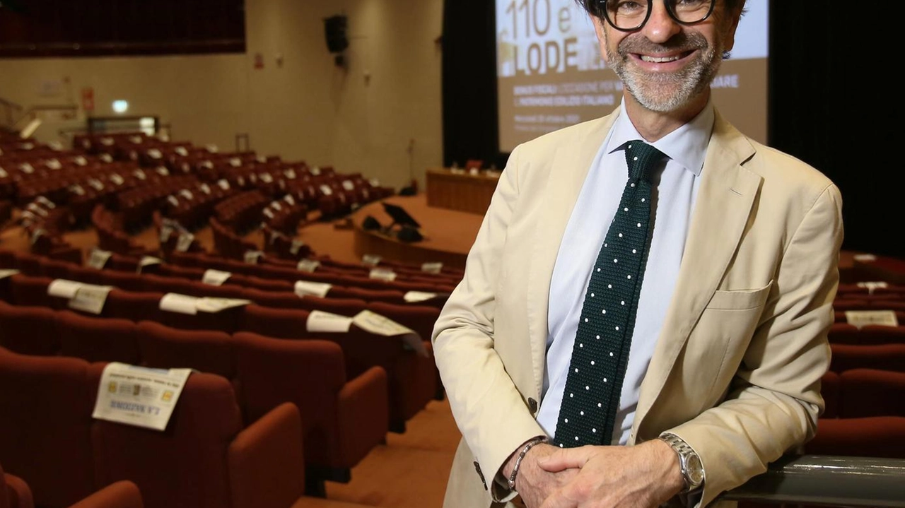 L’ultima notte di Luca Santarelli da presidente della commissione consiliare permanente 8 alla Legalità è appena trascorsa. Questo pomeriggio il... L’ultima notte di Luca Santarelli da presidente della commissione consiliare permanente 8 alla Legalità è appena trascorsa. Questo pomeriggio il...