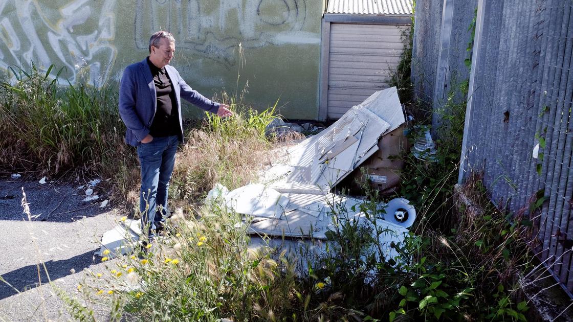 Abbandono dei rifiuti sul territorio. Arrivano segnalazioni ogni giorno. Quale risposta? "Le fototrappole"