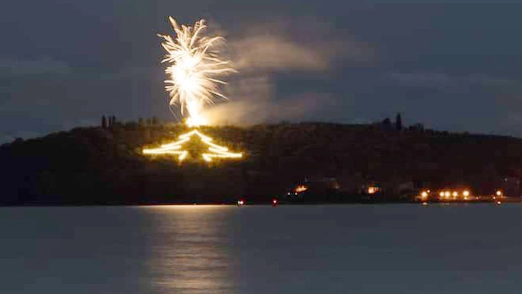 L’albero di Isola Maggiore copre buona parte della superficie ed è chiaramente visibile anche dal Raccordo L’albero di Isola Maggiore copre buona parte della superficie ed è chiaramente visibile anche dal Raccordo