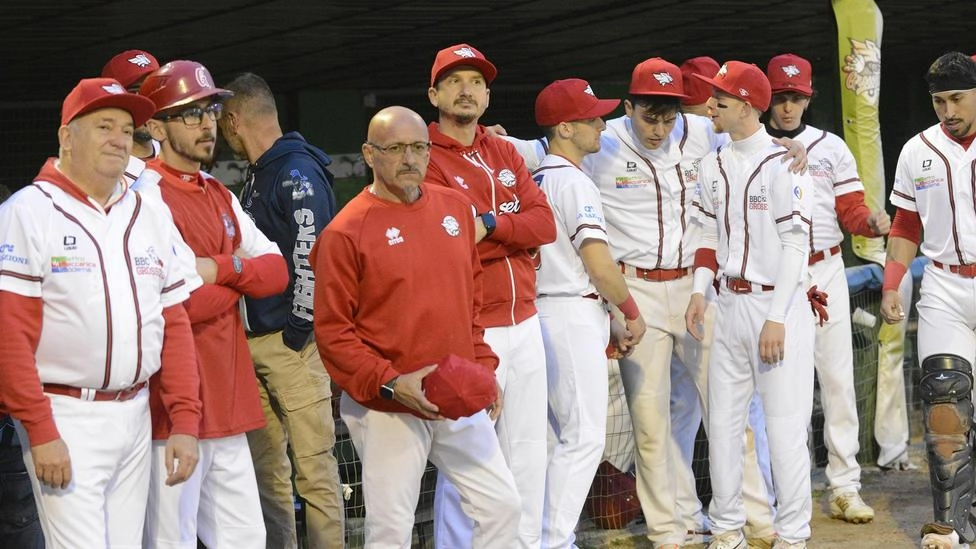 Il Bbc Grosseto subisce uno sweep dal Macerata, aprendo una crisi per la squadra di Carlo Del Santo. Il Bbc Grosseto subisce uno sweep dal Macerata, aprendo una crisi per la squadra di Carlo Del Santo.