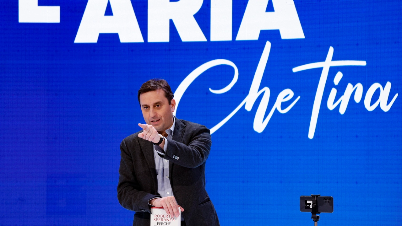 Il giornalista David Parenzo, conduttore de L’aria che tira su La7