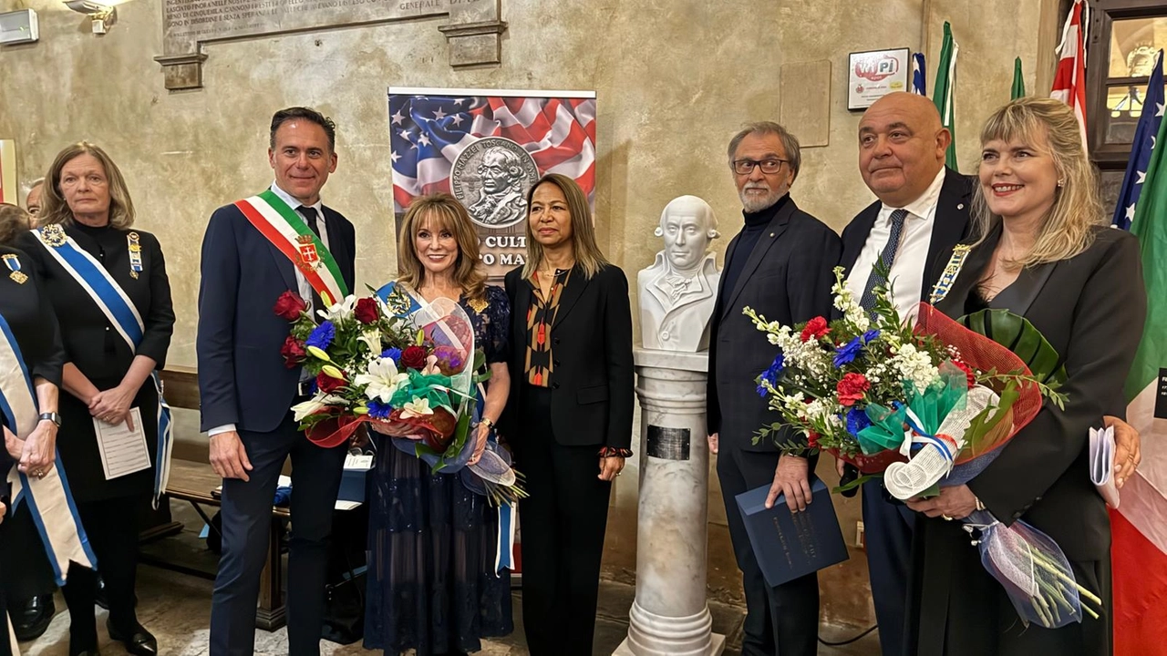 La statua di Filippo Mazzei La statua di Filippo Mazzei