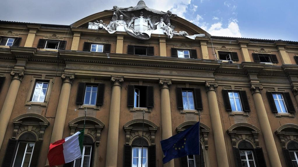 Il rendimento annuo italiano cede 0,1 punti al 3,5% Il rendimento annuo italiano cede 0,1 punti al 3,5%